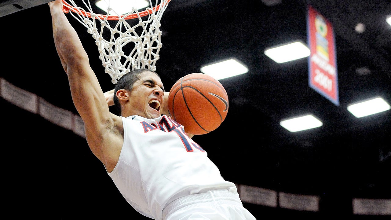 No. 1 Arizona beats Utah for school-record 20th straight win